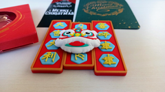 contenu du cadeau de Noel de la part de Itead Sonoff 2023 magnets chinois colorés
